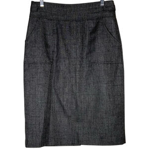 White House Black Market black pencil skirt. Front pockets. Size 12 (narrow)